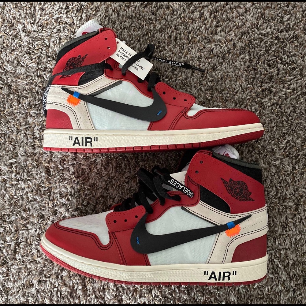 Off white Chicago’s